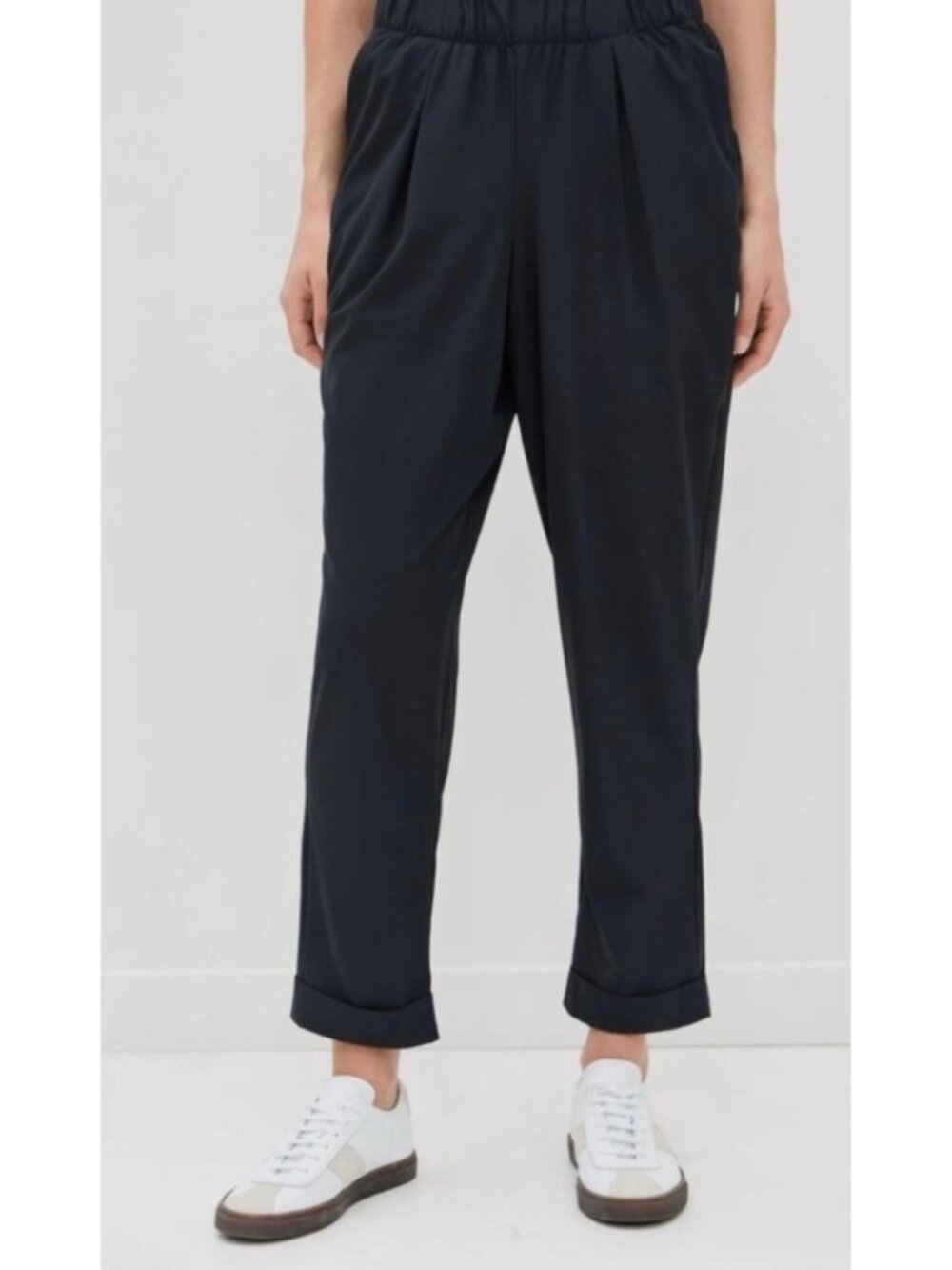 Varley Alana Black Tapered Cuff Pants M